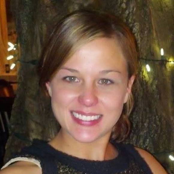 Meet your Posher, Bobbi - Picture 1 of 1